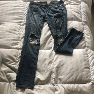 Arden B low rise distressed skinny jean, size 0